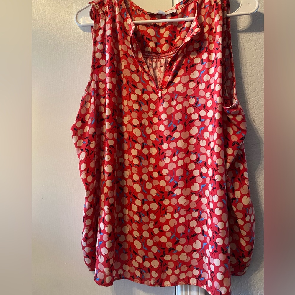 LOFT Cherry top